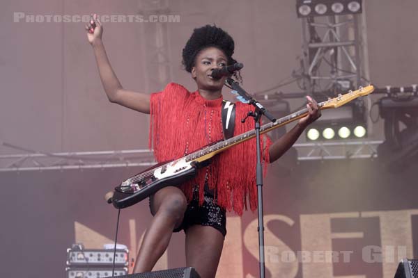 NOISETTES - 2009-08-29 - SAINT CLOUD - Domaine National - Grande Scene - 